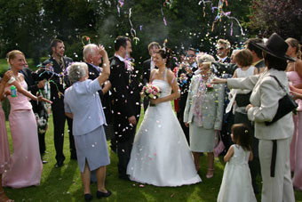 A wedding photographer for wedding photography in High Wycombe, Buckinghamshire and all surrounding counties including Berkshire, Surrey, Oxfordshire, Hampshire , London, Middlesex and the whole of southern England 