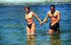 candidbeach4.jpg (25540 bytes)