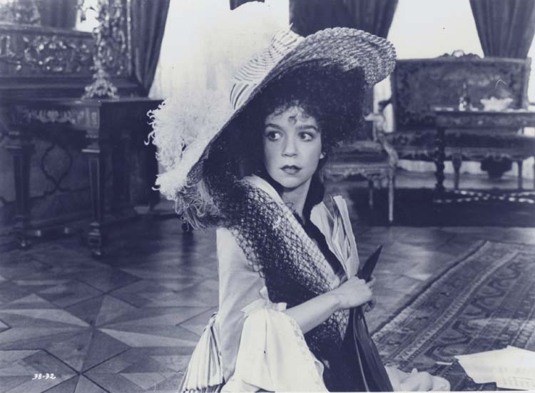 The delightful Elizabeth Berridge was a last minute replacement for an ailing Meg Tilly in the role of Constanze.&nbsp; Tilly later appeared in Milos Forman's other costume drama, 1989's "Valmont".