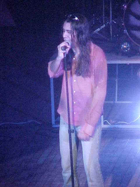 wpe7.jpg (31762 bytes)