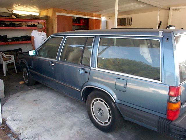 partvolvo.JPG (53966 bytes)
