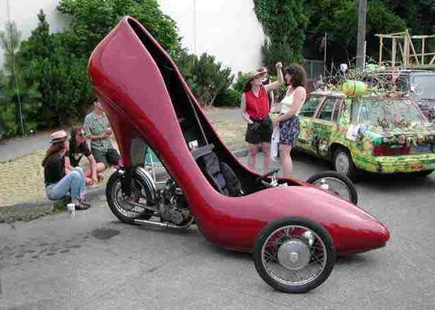The heel car