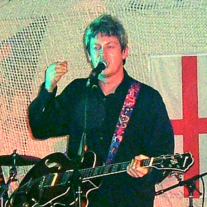 The Reverend FlyingSmee raising the rock chalace ...