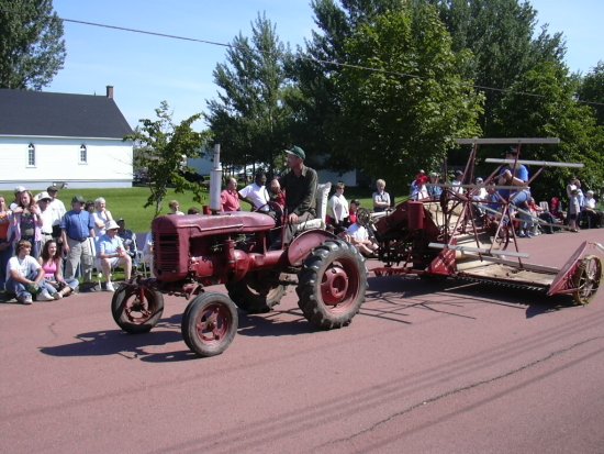 Binder in parade