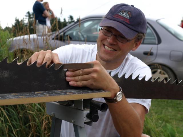 Filing the saw