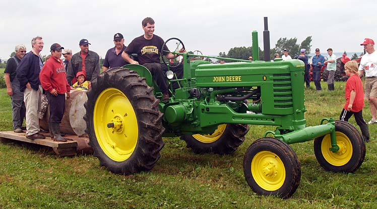 John Deere B