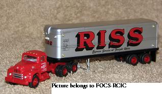 Classic Metal Works, Inc. - 1940's Riss & Company, Inc. Tractor/Trailer 