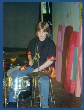 Wahey! Check out the hair!