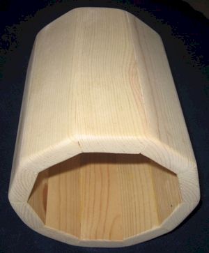 WoodTunnel2.jpg (14520 bytes)