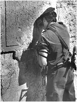 Sandu and Dinu Mendrea at The Kotel