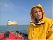 Melinda introduces 
the first ever U.K. episode of Fort Boyard