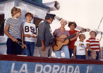 "Gracias, sois un p�blico cojonudo... Hasta siempre Nerjaaa..."