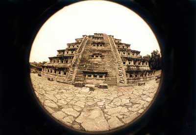 Taj�n