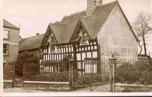 Ark Stores, Newport