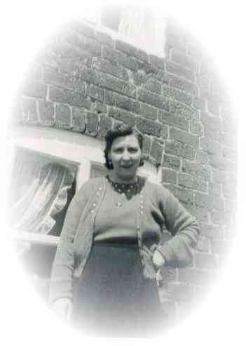 Mom (Marion Jane Hall, nee Simpson)