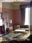 Interior3.jpg (312568 bytes)