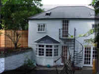 Mews3.jpg (415646 bytes)