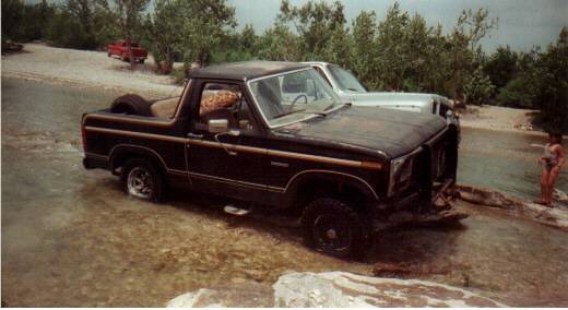 even a bronco with 31X10.50s can have a little fun in the river