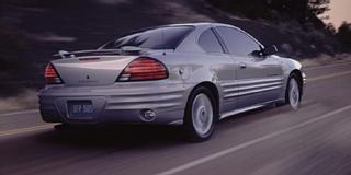 maybe not a 2001 still looks very much similar except mine is a 4 door&nbsp; =P