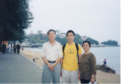 xiamen-gulangyu-iie-and-husband2