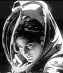 Carrie Anne Moss como Kate Bowman
