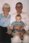 Happy Family 2005.JPG (39979 bytes)