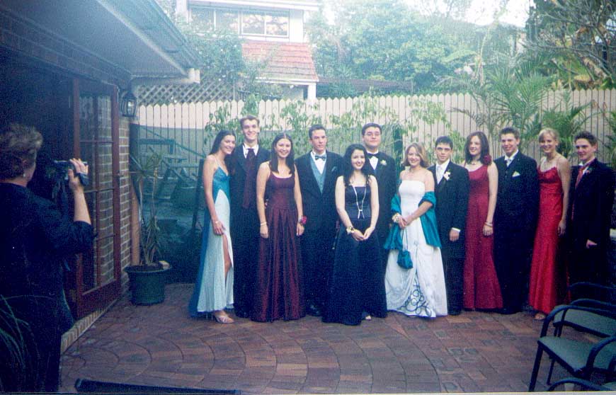 abi peter kate matt imogen dave clare ben (different ben) me michael georgia nathan (drabble..the awesomeness funny one that i often write about)