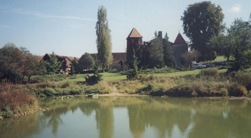 le manoir et son �tang