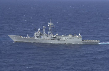 www.geocities.com/franciscoruche/USS_JOHN_L._HALL__FFG_32.jpg