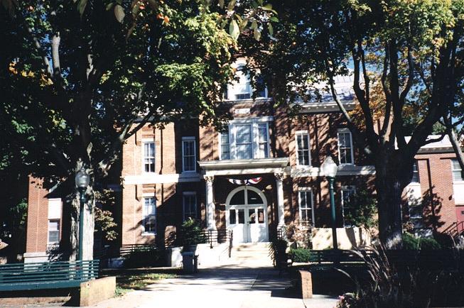 A closer view of the courthouse steps.