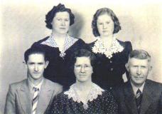 tenniefamily.jpg (8325 bytes)