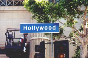 usshollywood.jpg (17619 bytes)