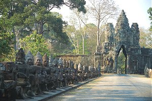 De fameuze Bayon tempel nabij Angkor Wat