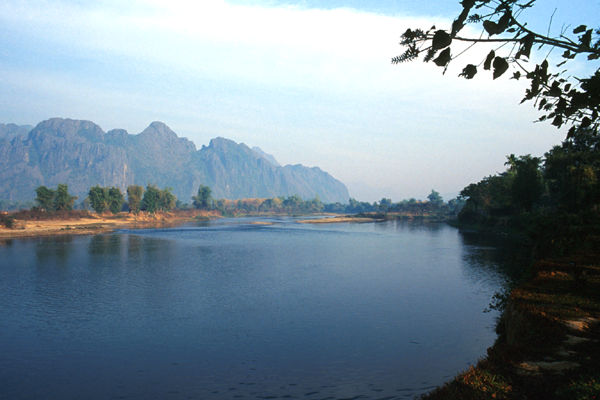 Uitzicht vanaf Vang Vieng