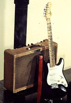Clapton's stratocaster "BLACKIE"