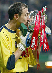 Awww... Bless you Jerzy - you did it! :)
