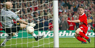 Owen seals the deal with the second goal just a few minutes from full time! Attaboy Micky!