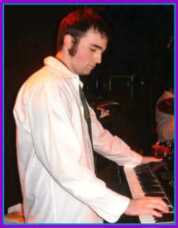 fred sadge on synthesizer