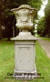 oprijlaan Marquette met vaas