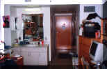 dorm2.jpg (56561 bytes)