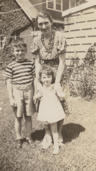 Dad, Sue, and Grammy