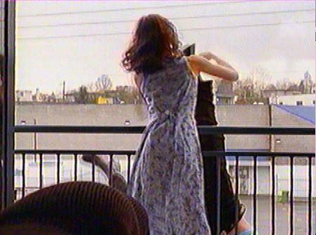 da090149.JPG, 25463 bytes, 02/09/2001