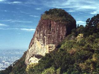 Pico do Andara&iacute; Maior, visto da Pedra da Coruja