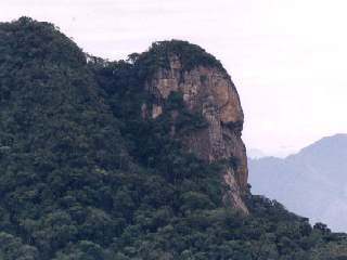 Pedra Jo&atilde;o Ant&ocirc;nio, vista da Pedra do Conde