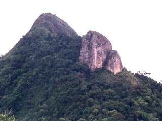 Tijuca Mirim, visto do Pico do Andara&iacute; Maior