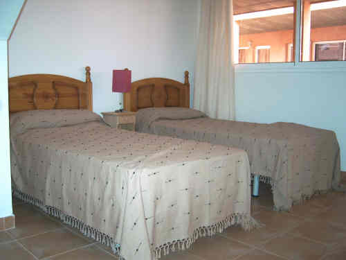 e-mail fuerteventuraholidayhomes@yahoo.co.uk
