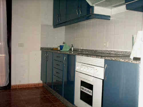 e-mail fuerteventuraholidayhomes@yahoo.co.uk