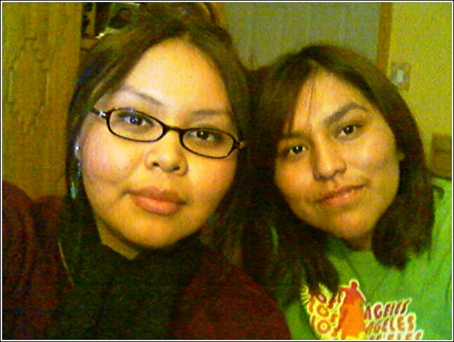 tee & crystal