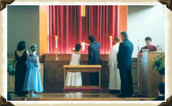 Lighting the Wedding Candle