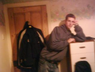 AAAH! Headless man behind you!!!